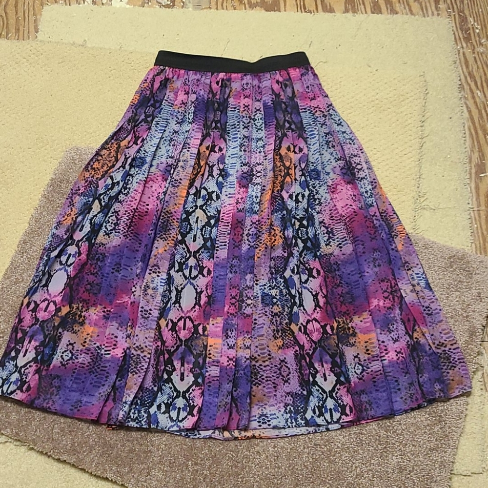 Bar Iii Python Pleated Midi Skirt Xs - image 1